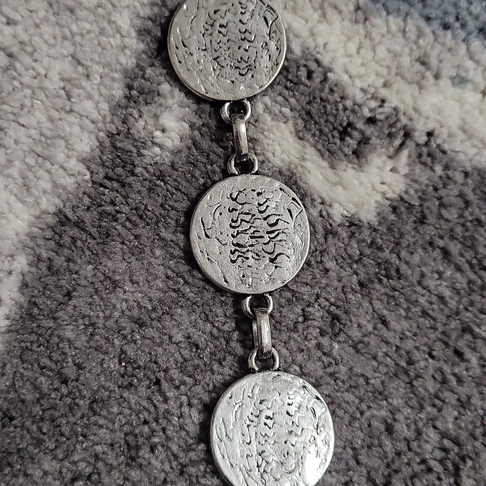 Chico's Messina Silver Metal Coin Medallion Chain Link Belt